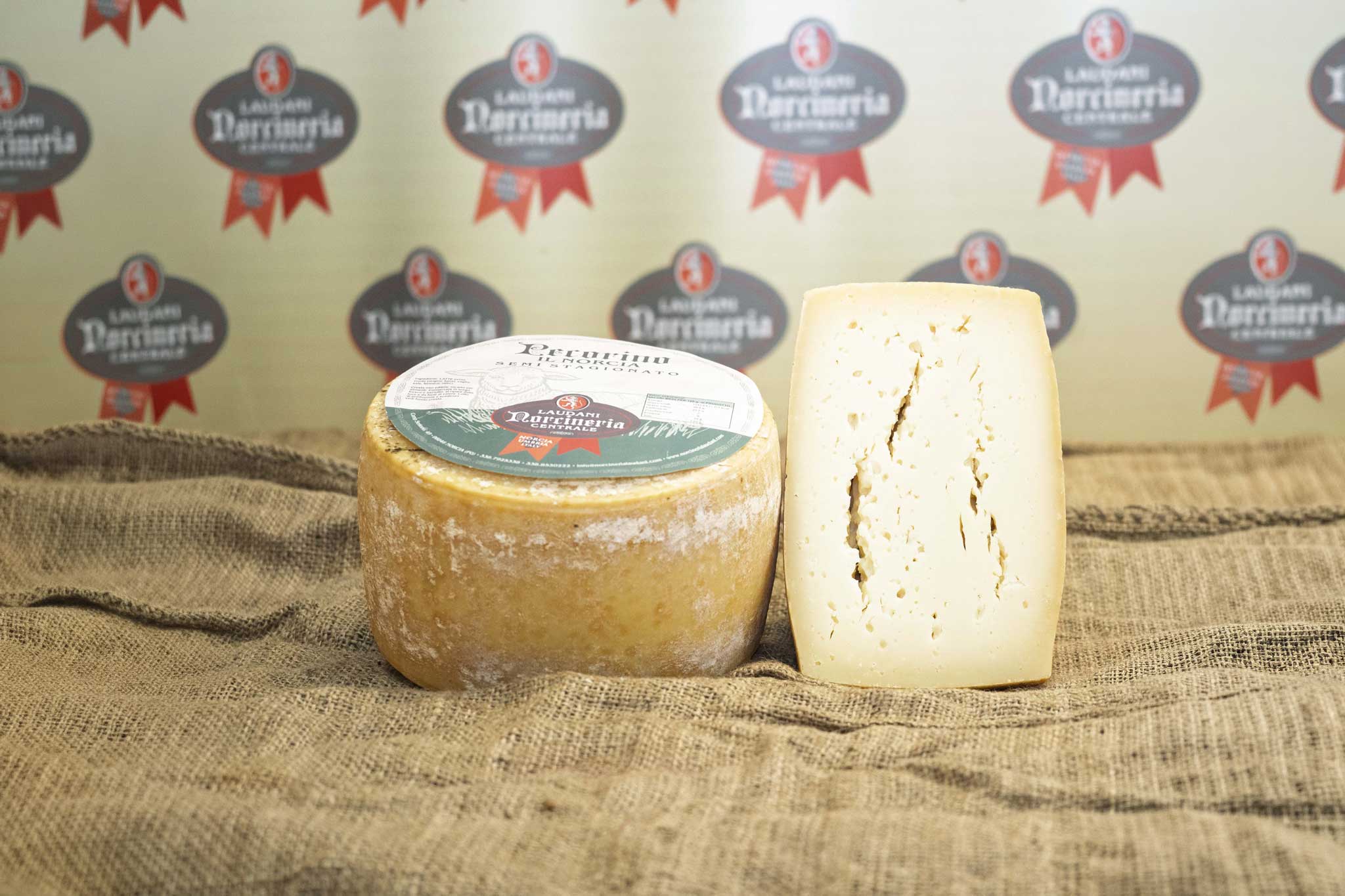 formaggio pecorino artigianale della valnerina formaggio pecorino artigianale della valnerina