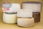 pecorino semi stagionato e stagionato norcineria laudani