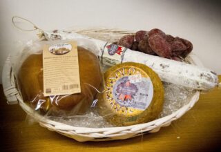 cesto completo di pasqua