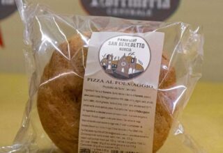 Pizza di Pasqua dolce o salata al formaggio piccola 300g