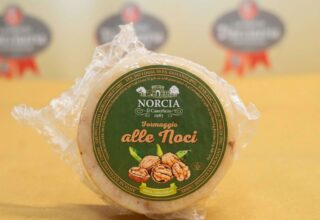 formaggio norcia alle noci